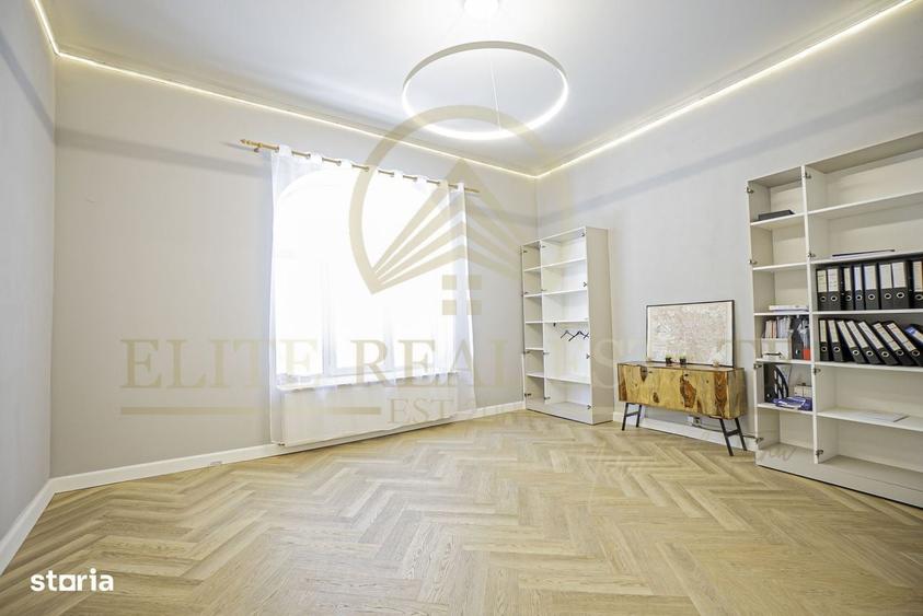 Apartament cu 4 camere în Central
