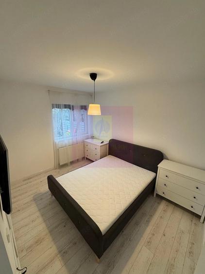Casă cu 3 camere cu Teren 380 Mp în Săbăreni