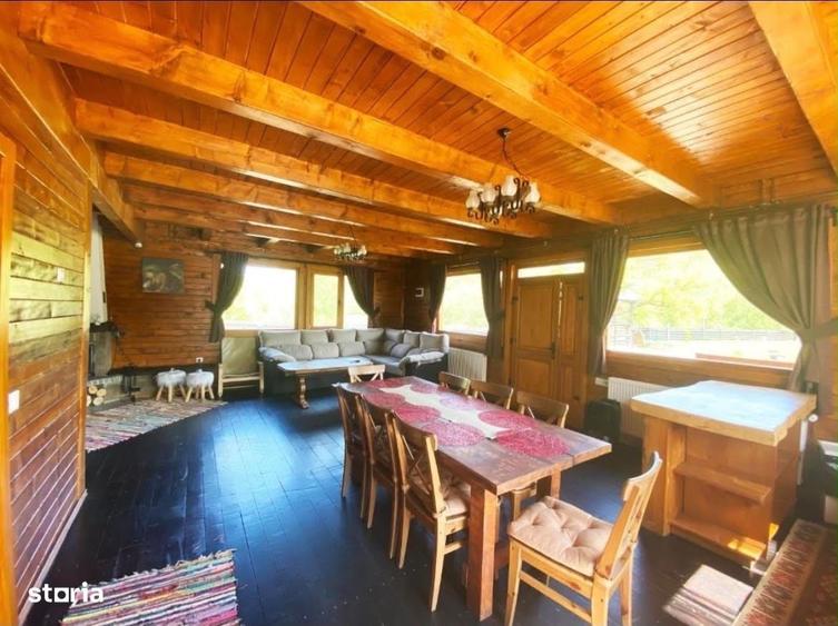 Casă cu 4 camere cu Teren 5000 Mp în Cheile Râșnoavei
