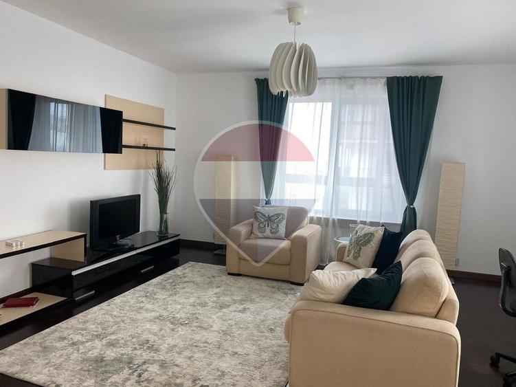 Apartament cu 2 camere decomandat, mobilat în Văcăresti