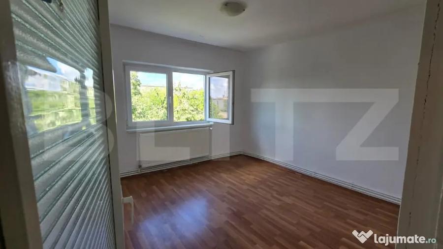 Apartament de vanzare, cu 3 camere, 76 mp, zona Micro 17 - 3