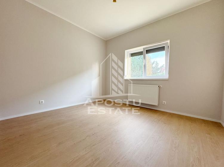 Apartament cu 3 camere semidecomandat în Braytim