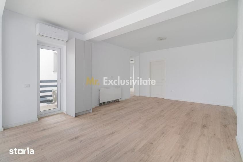 Apartament cu 5 camere în 1 Decembrie
