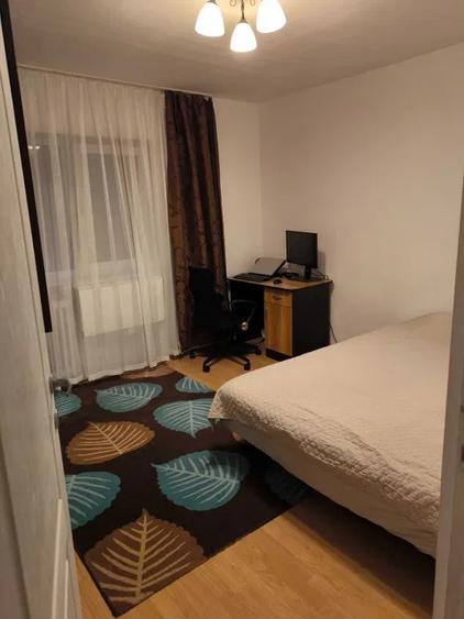 Apartament cu 3 camere, mobilat în Zorilor — fotografia 3