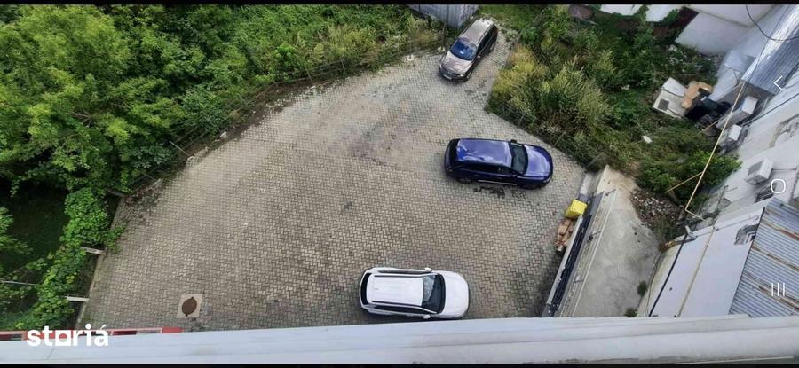 Spațiu comercial, de 500 mp, în Ultracentral