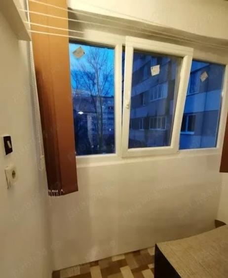 Garsonieră decomandată, mobilată în Drumul Taberei