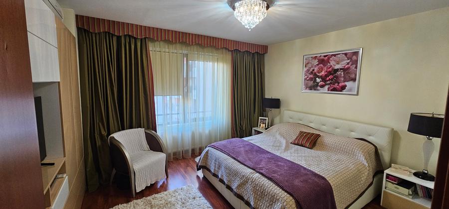 Apartament cu 4 camere semidecomandat în Barbu Văcărescu