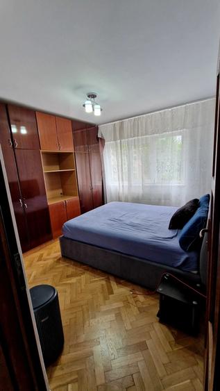 Apartament cu 2 camere decomandat în Lipovei