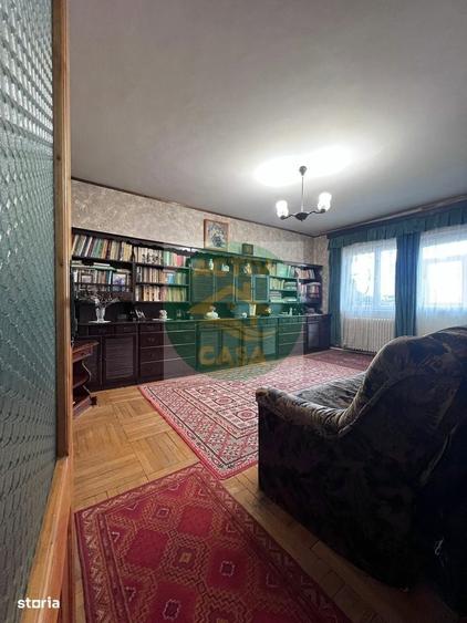 Apartament cu 3 camere în Central