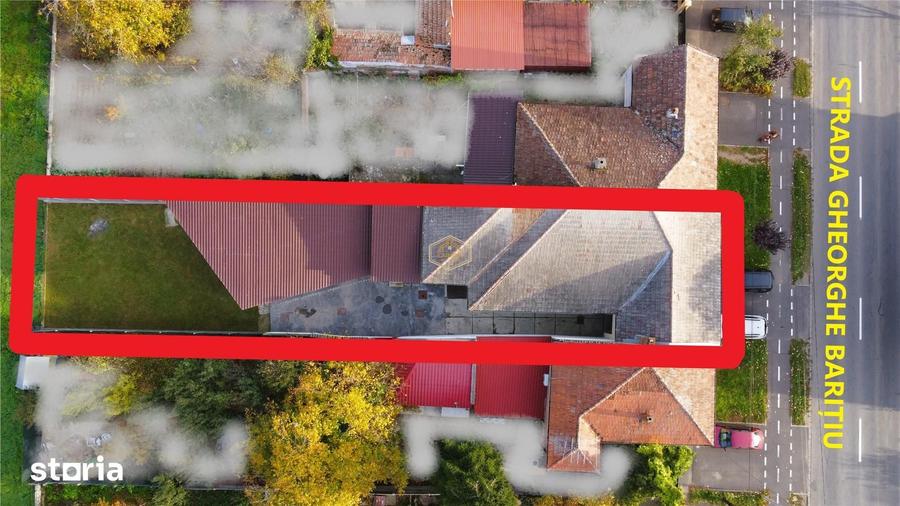Casă cu 8 camere cu Teren 400 Mp în Central