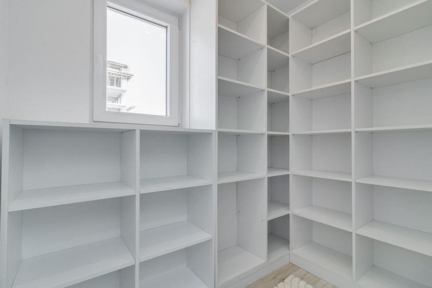 Duplex cu 4 camere cu Piscina în Tunari