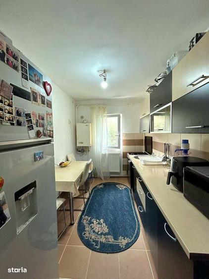 Apartament cu 4 camere decomandat în Sud