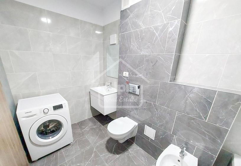 Apartament cu 2 camere decomandat, mobilat în Tractorul