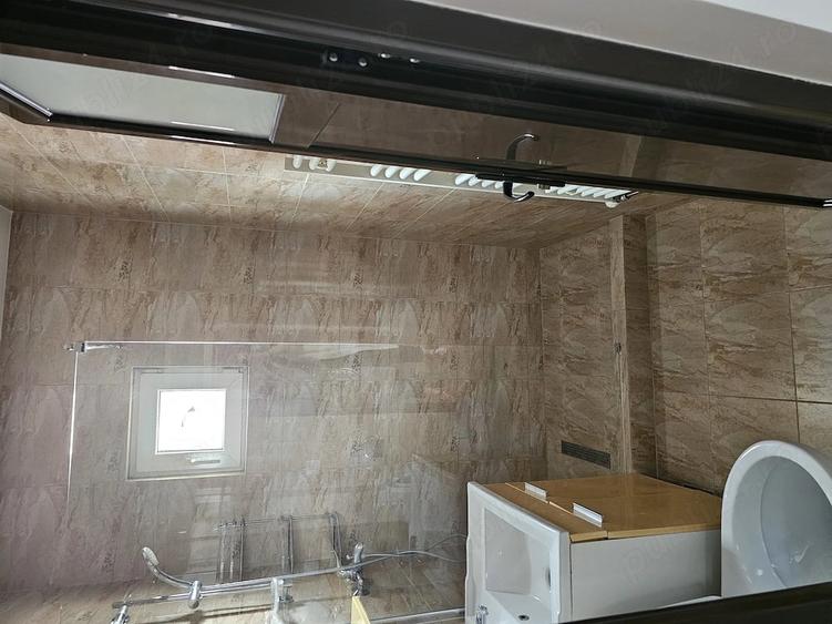 Apartament cu 3 camere semidecomandat în Zimbru
