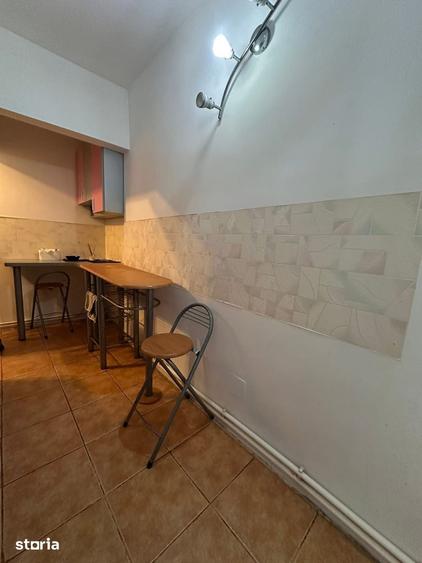 De vanzare garsoniera cf 1 cu balcon, zona ultracentrala, mobilata - 6