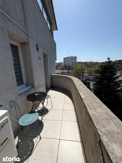 Apartament cu 3 camere în Mazepa 2