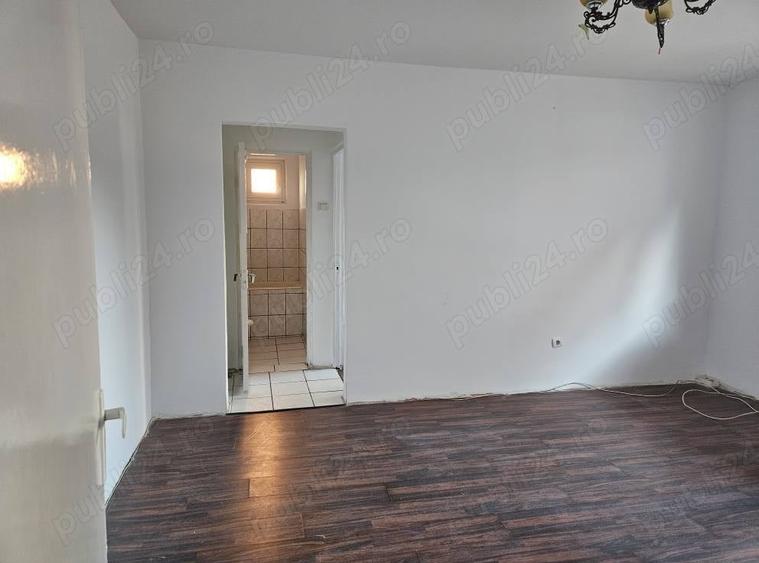 Apartament de 2 camere zona Gemenii,Str Parcul Mic - 4