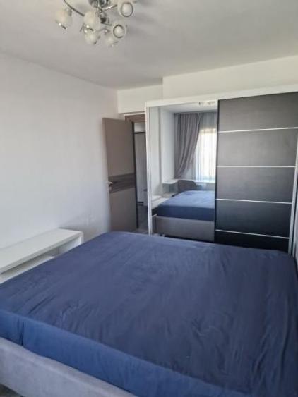 Apartament cu 2 camere decomandat, mobilat în Theodor Pallady