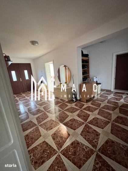 Casă cu 4 camere în Ludoș
