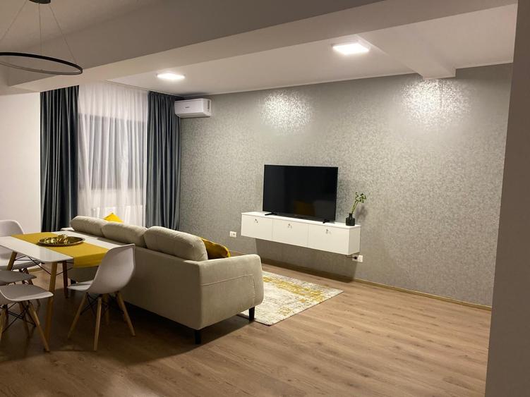 Apartament cu 2 camere semidecomandat, mobilat în Dămăroaia
