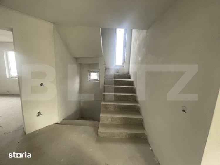 Casă cu 5 camere cu Teren 1000 Mp în Central