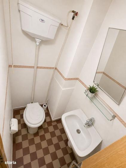Apartament cu 3 camere decomandat în Nufărul