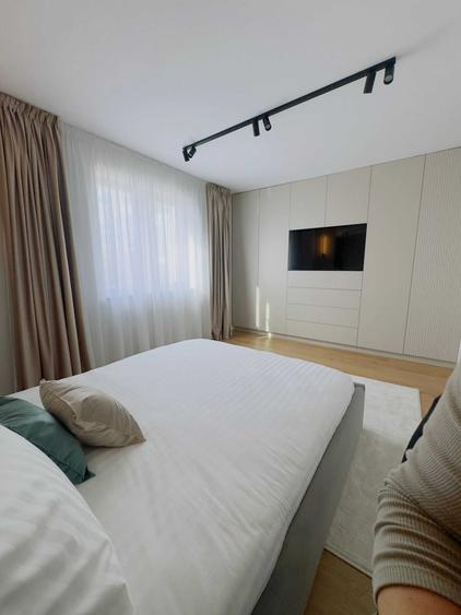 Apartament cu 2 camere decomandat în Exterior Vest