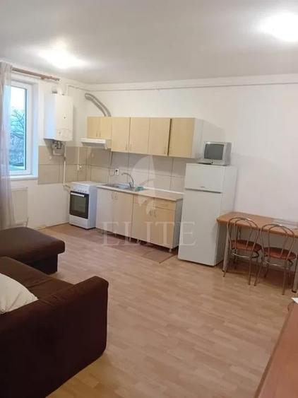 Apartament 2 camere în zona COMPLEX OASULUI - 1