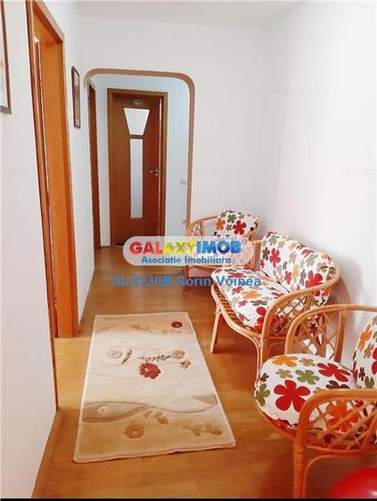 Apartament cu 4 camere semidecomandat, mobilat în Drumul Taberei