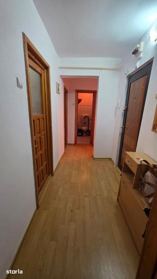 Energiei-Apartament 3 camere -DOAR PT. STUDENTI- 200E - 5