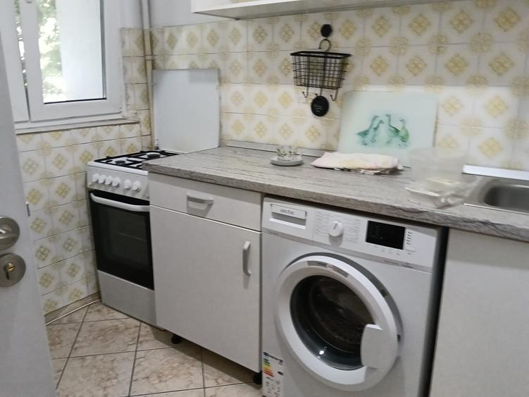 Apartament cu 2 camere semidecomandat în Drumul Taberei