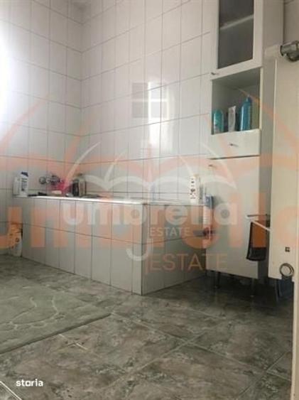 Casă cu 4 camere cu Teren 281 Mp în Central