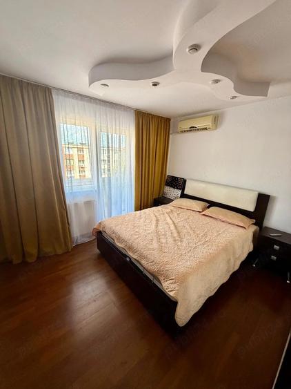 Apartament cu 3 camere decomandat în Central