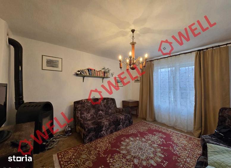 Casă cu 2 camere cu Teren 2073 Mp în Teliu