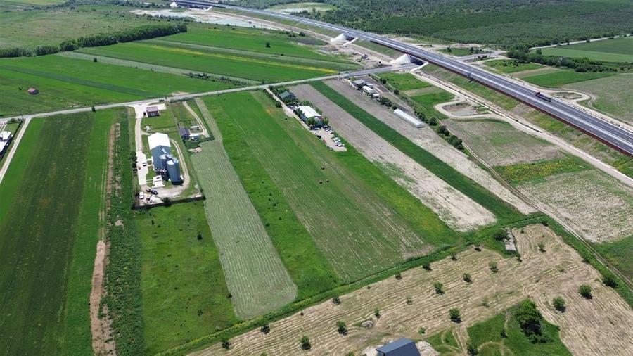 Teren Construcții intravilan de 14300 mp, în Exterior Est
