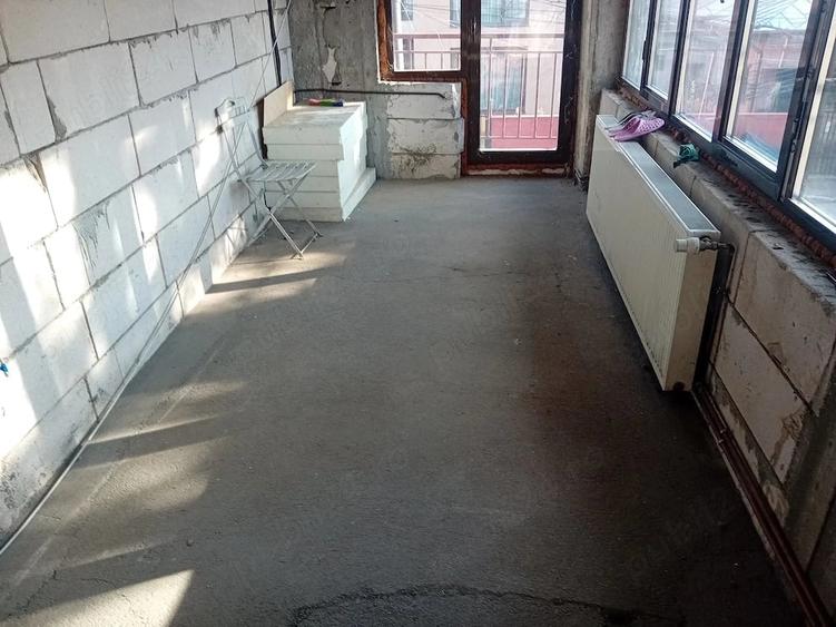 Casă cu Teren 220 Mp în Rahova
