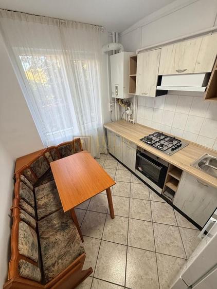 Apartament cu 2 camere decomandat, mobilat în Circumvalațiunii