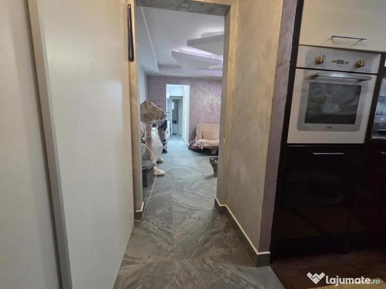Apartament cu 3 camere semidecomandat în Zimbru