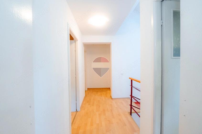 Casă cu Teren 1292 Mp în Drăganu