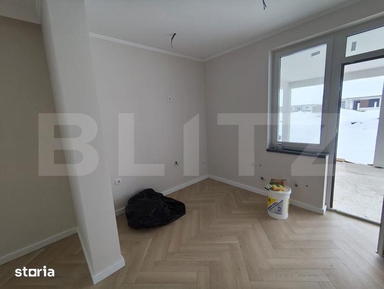 Casă cu 4 camere cu Teren 500 Mp în Sântandrei