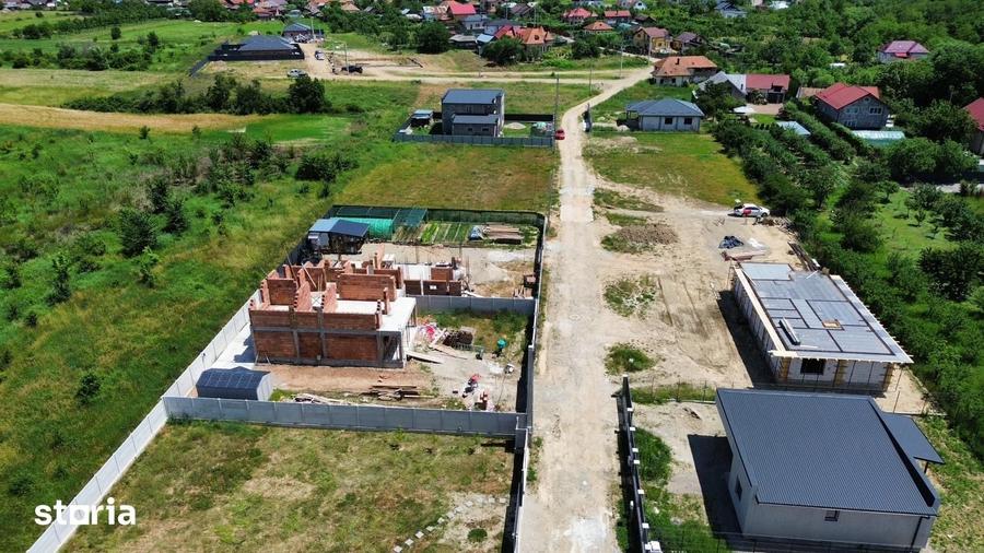 Teren de 300 mp, în Central