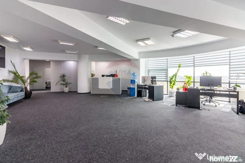 Spațiu comercial, de 240 mp, în Mihai Bravu