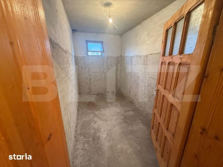 Casă cu 4 camere cu Teren 1315 Mp în Ulmi