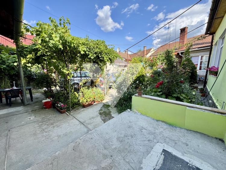 Apartament cu 2 camere decomandat în Piața Cluj