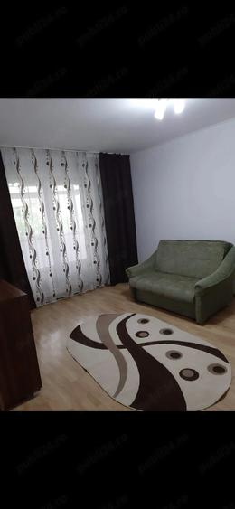 Apartament cu 3 camere semidecomandat în Zimbru