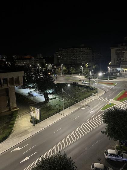 Apartament cu 4 camere decomandat în Ultracentral