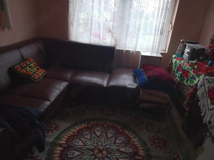 Casă cu 2 camere cu Teren 1190 Mp în Central