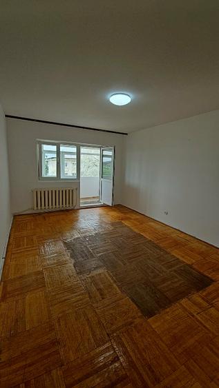 Apartament cu 2 camere decomandat în Obor