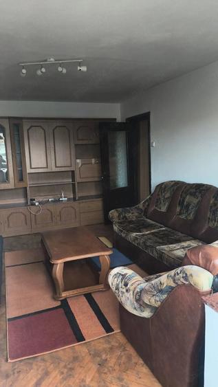 Apartament cu 2 camere nedecomandat în Soarelui