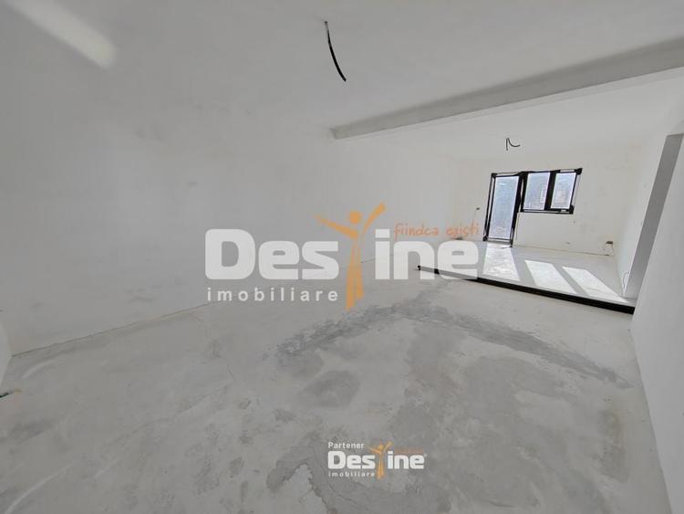 Casă individuală cu 4 camere cu Canalizare în Bârnova